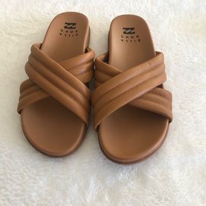 Billabong Montrey Slide Sandal - Women's in tan. Size US 8